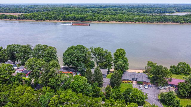 1135 Tenne-Vue Drive, Paducah, KY 42003