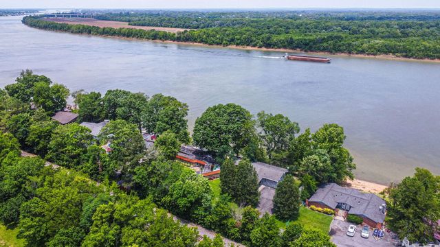 1135 Tenne-Vue Drive, Paducah, KY 42003