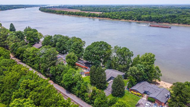 1135 Tenne-Vue Drive, Paducah, KY 42003