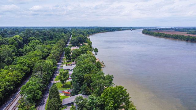 1135 Tenne-Vue Drive, Paducah, KY 42003