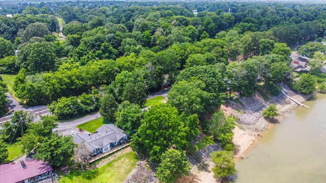 1135 Tenne-Vue Drive, Paducah, KY 42003