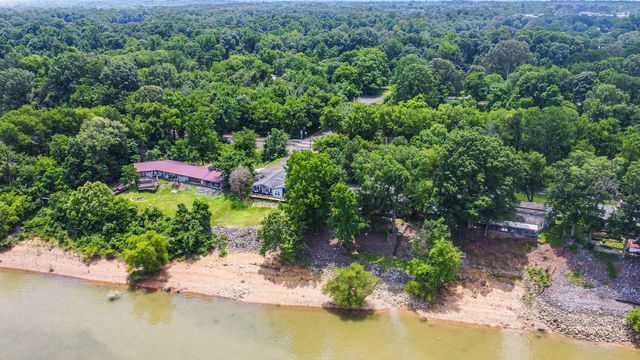 1135 Tenne-Vue Drive, Paducah, KY 42003