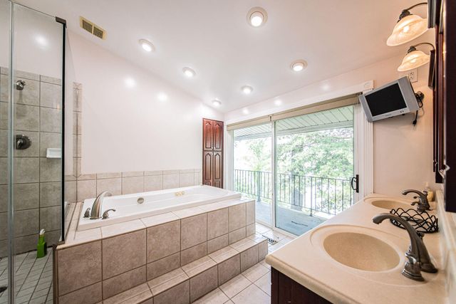 1135 Tenne-Vue Drive, Paducah, KY 42003