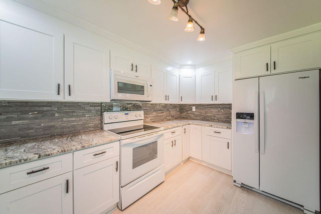 1135 Tenne-Vue Drive, Paducah, KY 42003