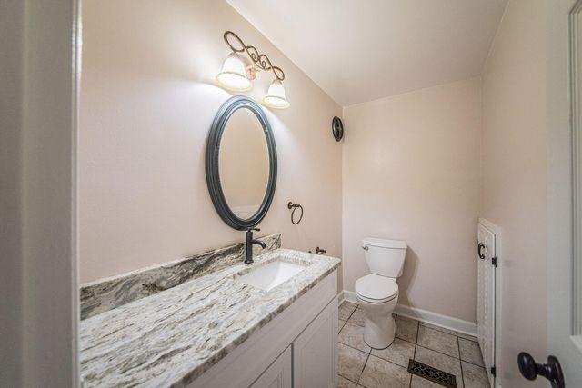 1135 Tenne-Vue Drive, Paducah, KY 42003