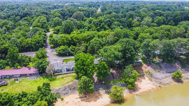 1135 Tenne-Vue Drive, Paducah, KY 42003
