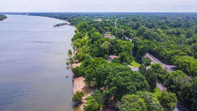 1135 Tenne-Vue Drive, Paducah, KY 42003