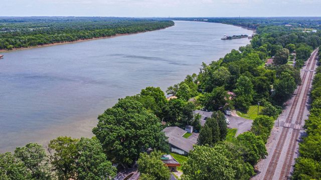 1135 Tenne-Vue Drive, Paducah, KY 42003