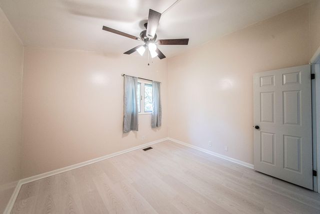 1135 Tenne-Vue Drive, Paducah, KY 42003
