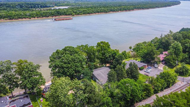 1135 Tenne-Vue Drive, Paducah, KY 42003