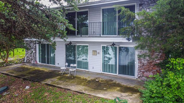 1135 Tenne-Vue Drive, Paducah, KY 42003