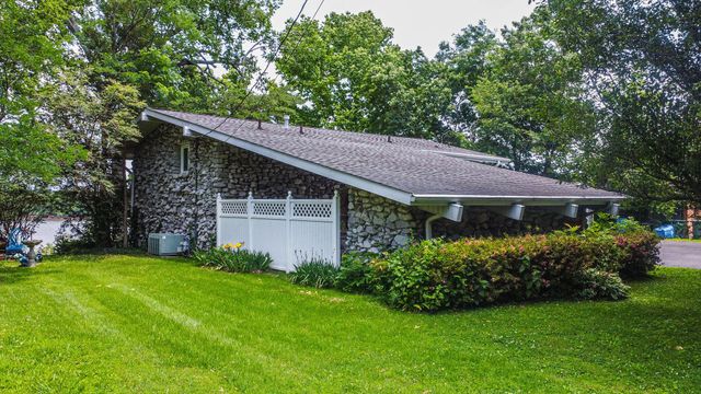 1135 Tenne-Vue Drive, Paducah, KY 42003