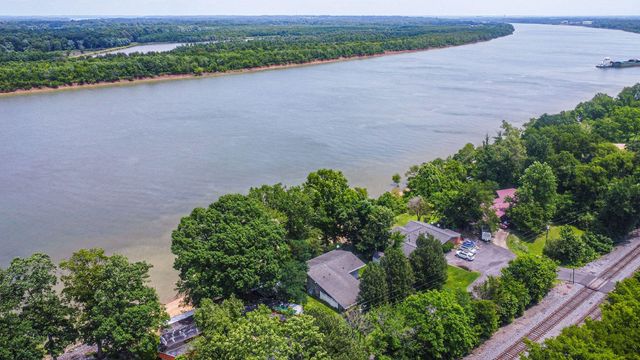 1135 Tenne-Vue Drive, Paducah, KY 42003