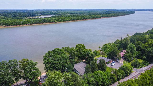 1135 Tenne-Vue Drive, Paducah, KY 42003