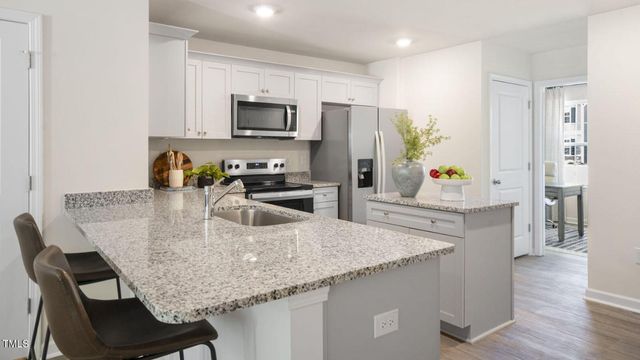 8501 Beckett Chase Way, Raleigh, NC 27616