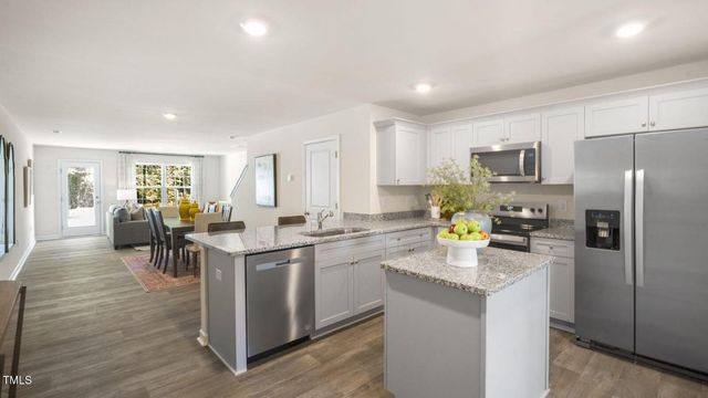 8501 Beckett Chase Way, Raleigh, NC 27616