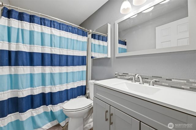 16008 120th Avenue E, Puyallup, WA 98374