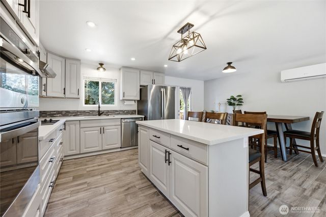 16008 120th Avenue E, Puyallup, WA 98374
