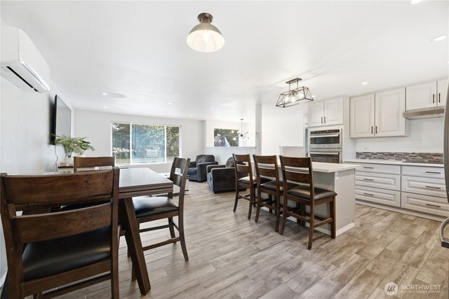 16008 120th Avenue E, Puyallup, WA 98374