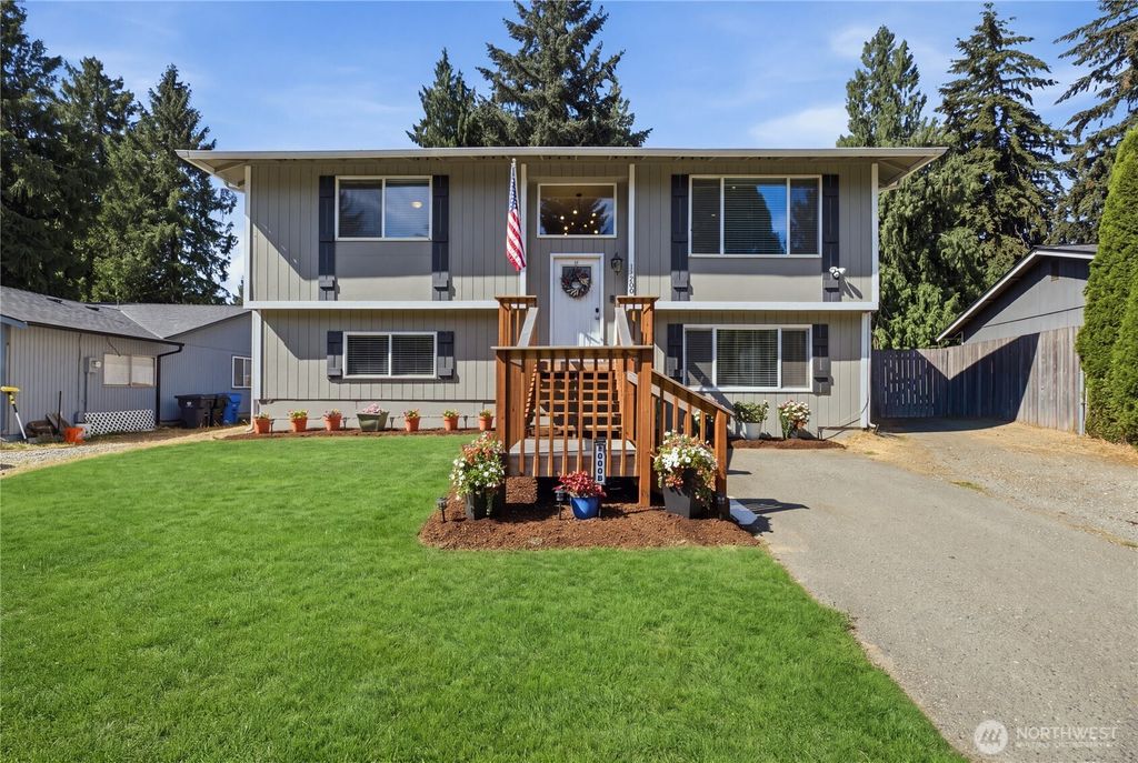 16008 120th Avenue E, Puyallup, WA 98374