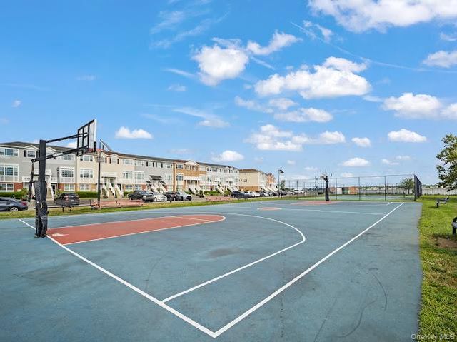 130 Heron Lane 358, Bronx, NY 10473