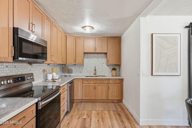 1006 E Weldon Avenue, Phoenix, AZ 85014
