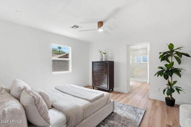 1006 E Weldon Avenue, Phoenix, AZ 85014