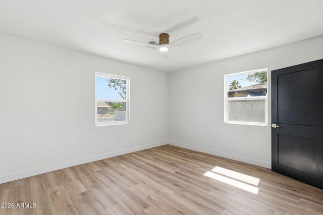 1006 E Weldon Avenue, Phoenix, AZ 85014