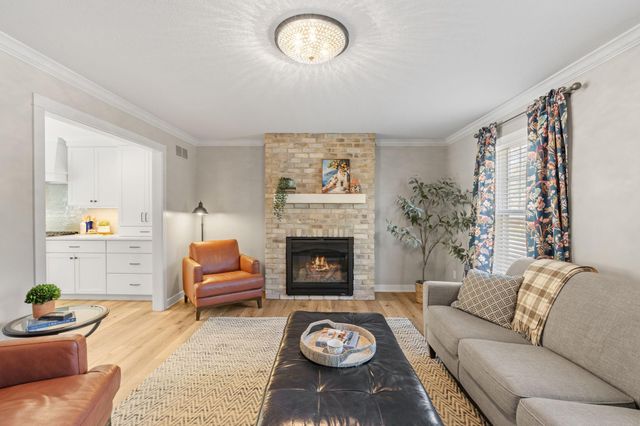 1371 Woodland Drive SW, Rochester, MN 55902