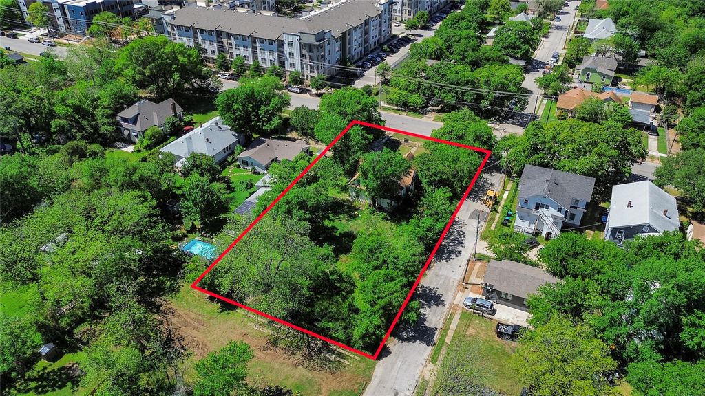 930 Samuels Avenue, Fort Worth, TX 76102