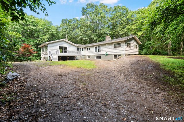 20 Morris Road, Woodbridge, CT 06525