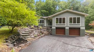 20 Morris Road, Woodbridge, CT 06525