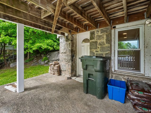 27 Boulder Avenue, Hillburn, NY 10931