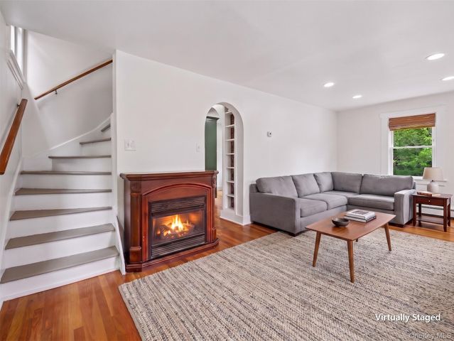 27 Boulder Avenue, Hillburn, NY 10931