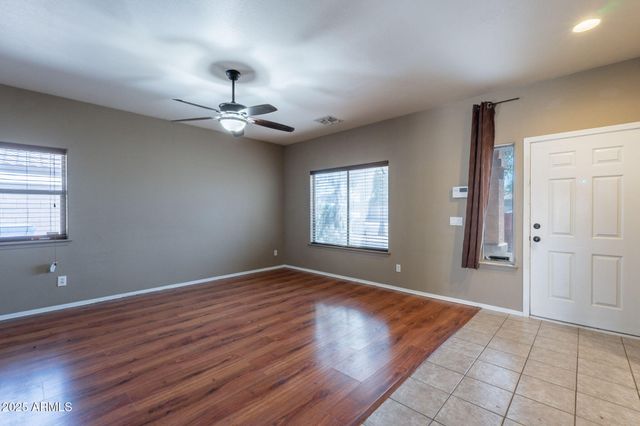 11820 W CAMBRIDGE Avenue, Avondale, AZ 85392