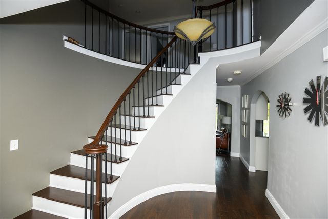 3242 Salem Drive, Rochester Hills, MI 48306