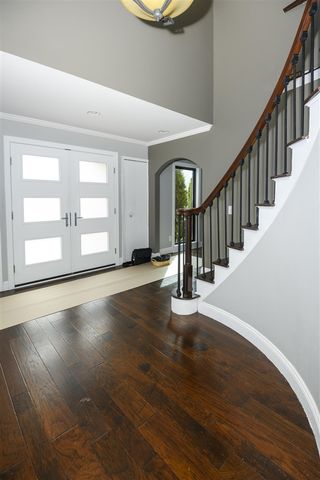 3242 Salem Drive, Rochester Hills, MI 48306