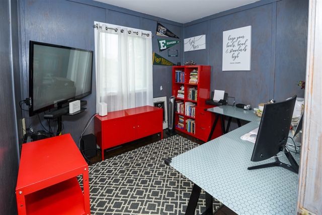 3242 Salem Drive, Rochester Hills, MI 48306