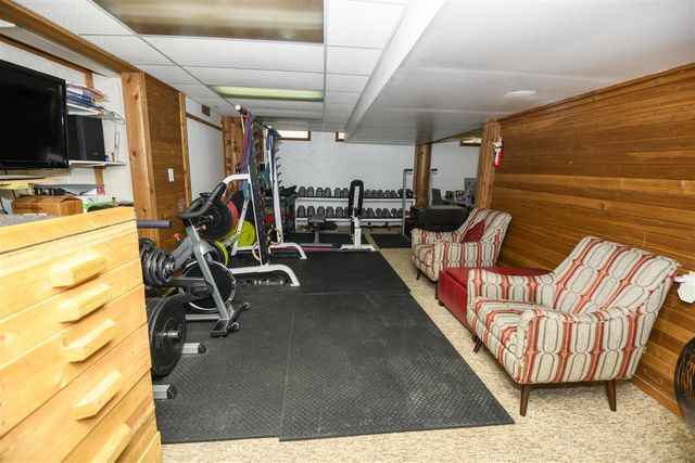 3242 Salem Drive, Rochester Hills, MI 48306