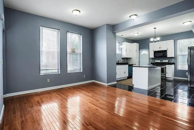 369 N Monroe Avenue, Columbus, OH 43203
