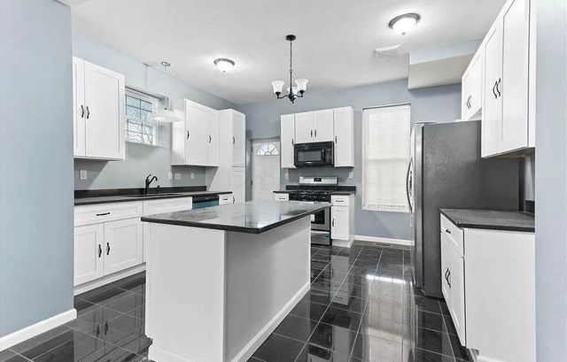 369 N Monroe Avenue, Columbus, OH 43203