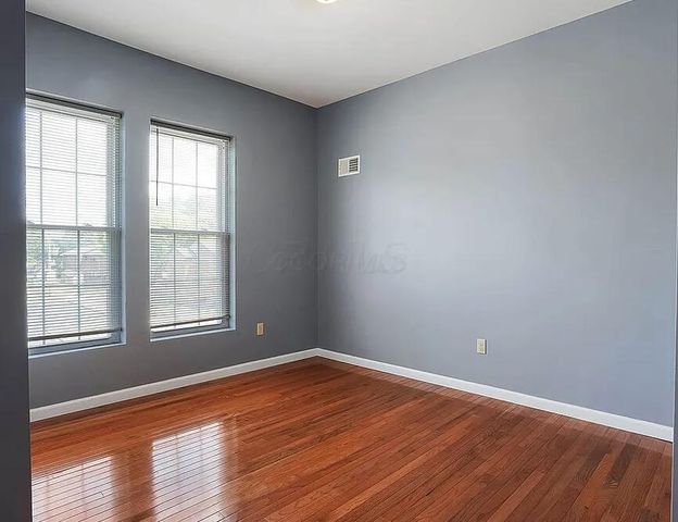 369 N Monroe Avenue, Columbus, OH 43203