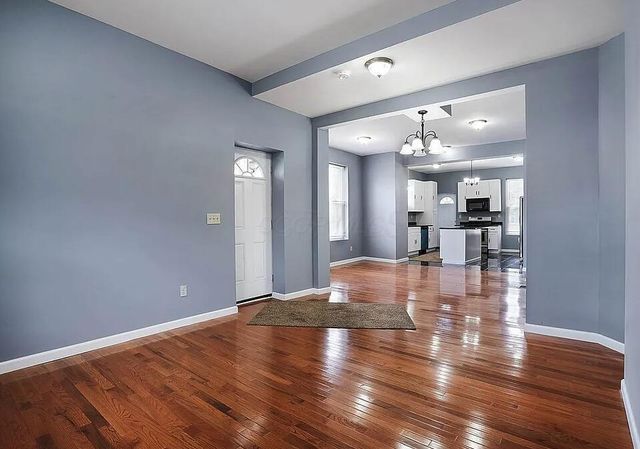 369 N Monroe Avenue, Columbus, OH 43203
