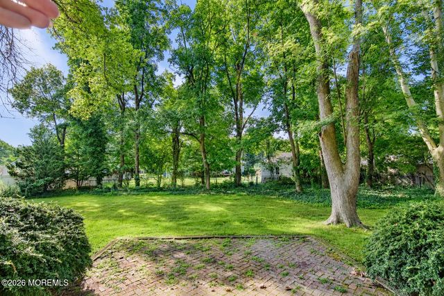 147 New Monmouth Road, New Monmouth, NJ 07748