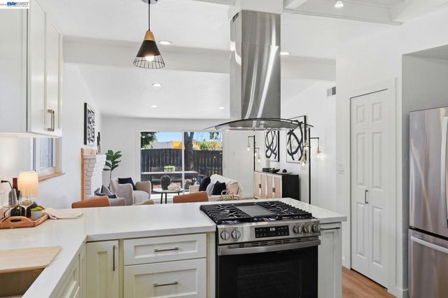 3864 Jamestown Road, Fremont, CA 94538