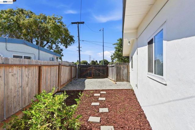 3864 Jamestown Road, Fremont, CA 94538