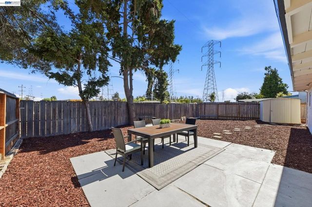 3864 Jamestown Road, Fremont, CA 94538