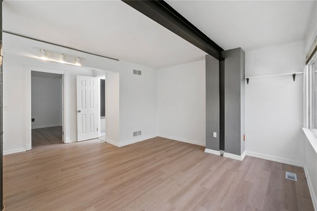 675 College St A, Shadyside, PA 15232