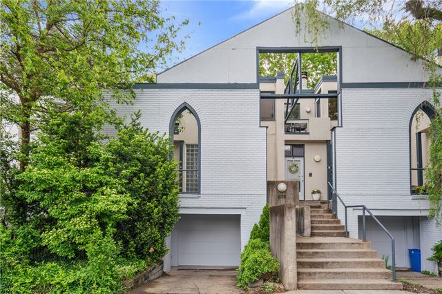 675 College St A, Shadyside, PA 15232