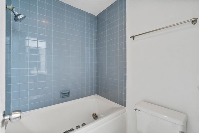 675 College St A, Shadyside, PA 15232